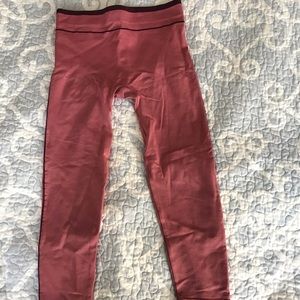 athletic capri leggings